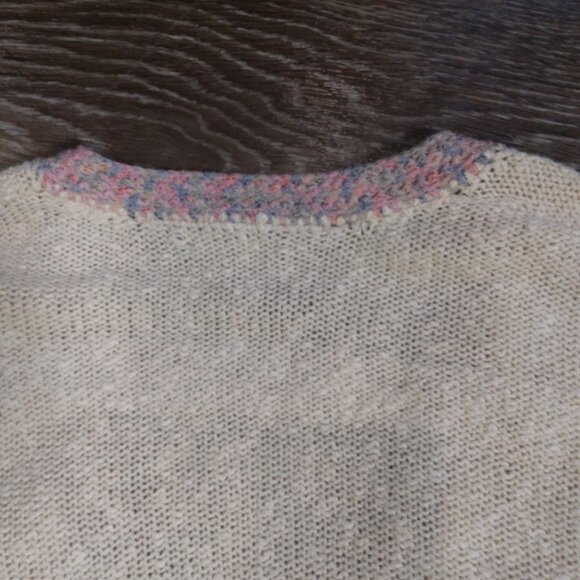 Carolyn Taylor Cream Cardigan Pastel Accent Size Medium - Picture 4 of 4